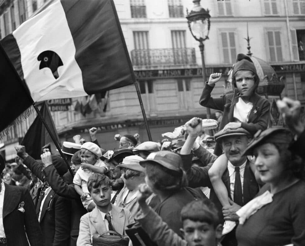 « Le Temps Conquis » : Les 90 ans du Front Populaire dans l’objectif de Willy Ronis