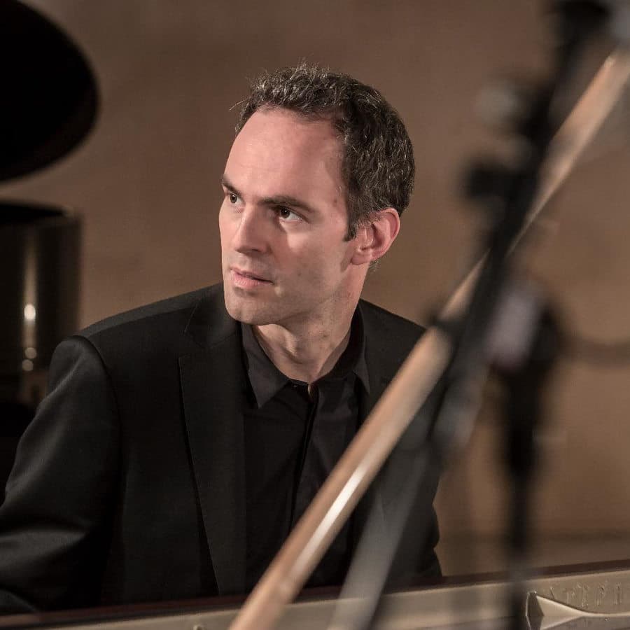 DAVID BISMUTH