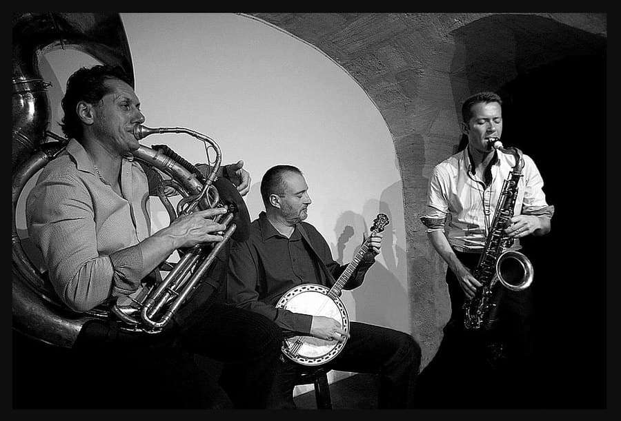 Jazz River Trio