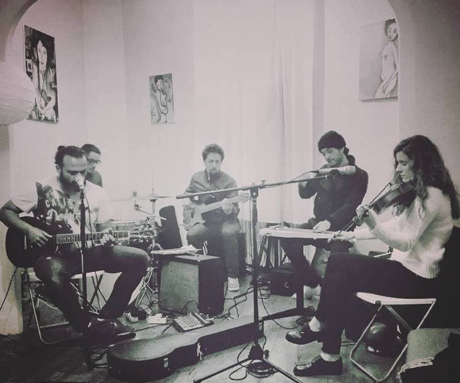Milos Unplugged