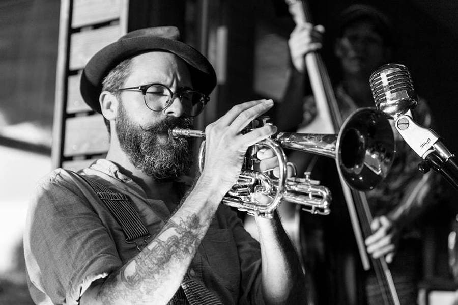 Perry Gordon trio