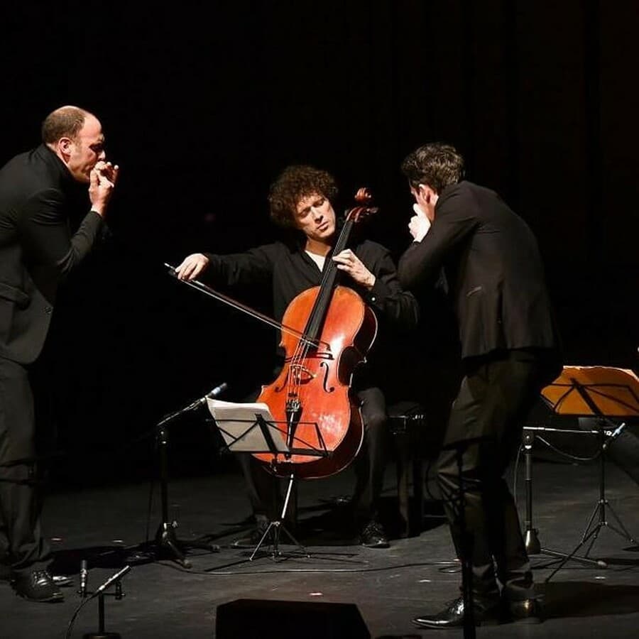 Migration. Avec les Chanteurs d'oiseaux, François Salque (violoncelle), Samuel Strouk (guitare)