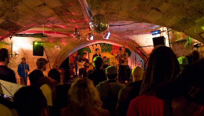 Tuesday Reggae Bash ''Red Couch Reggae Session''