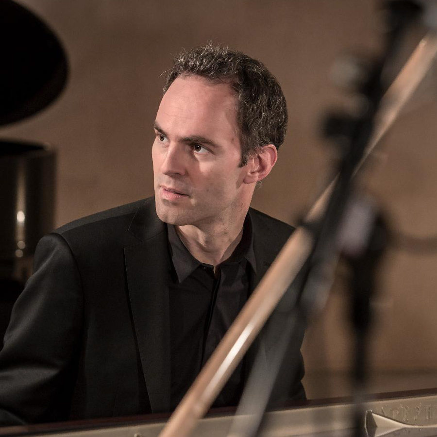 DAVID BISMUTH